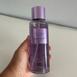 Victoria's Secret Love Spell Fragrance Body Mist for Women 8.4 Oz